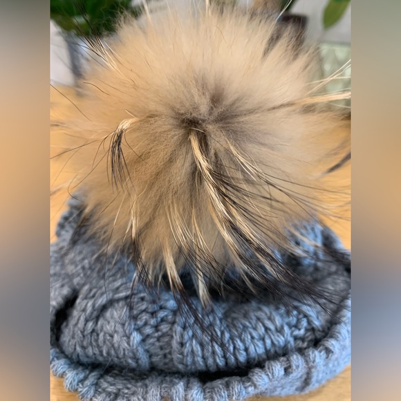 Fraas grey cable knit toque with beige and black faux fur Pom Pom. Like-new. - Picture 2 of 6